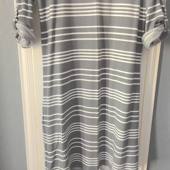 Max Studio S Gray & White Dress - Picture 3 of 3